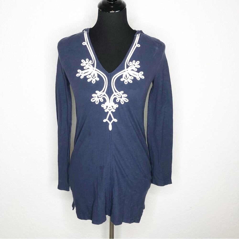 Lilly Pulitzer navy blue white scroll trim hooded knit top‎ size Extra Small XS